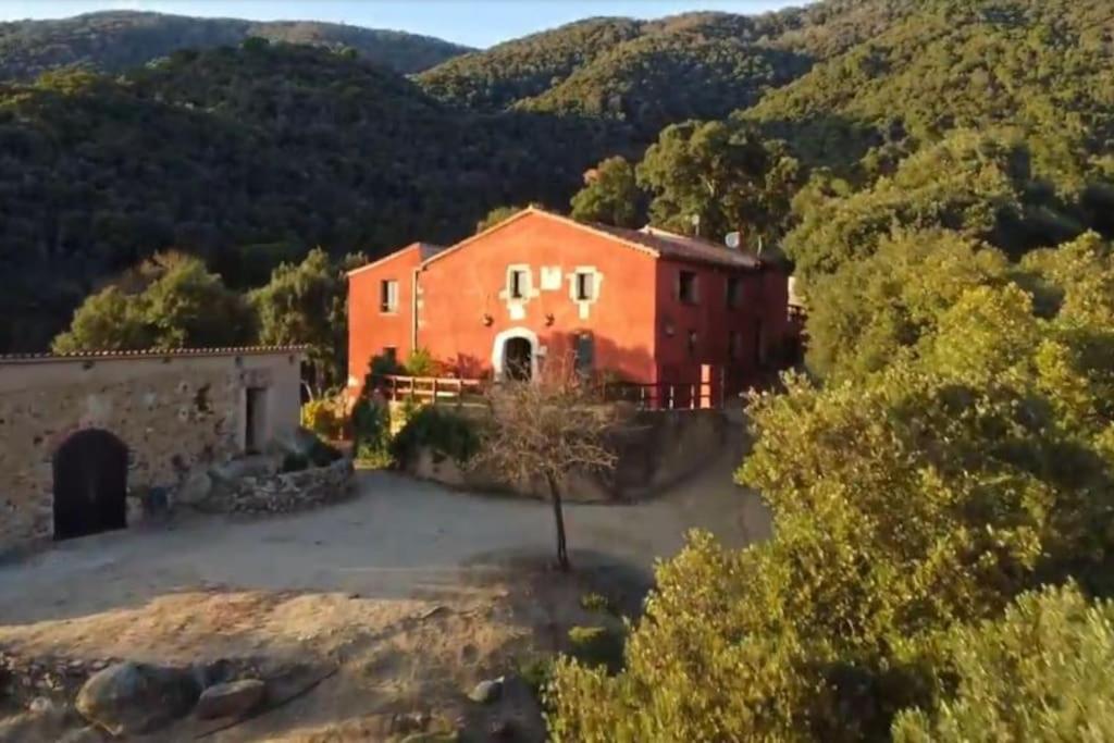 Masia Can Castellar Sant Iscle De Vallalta Bagian luar foto
